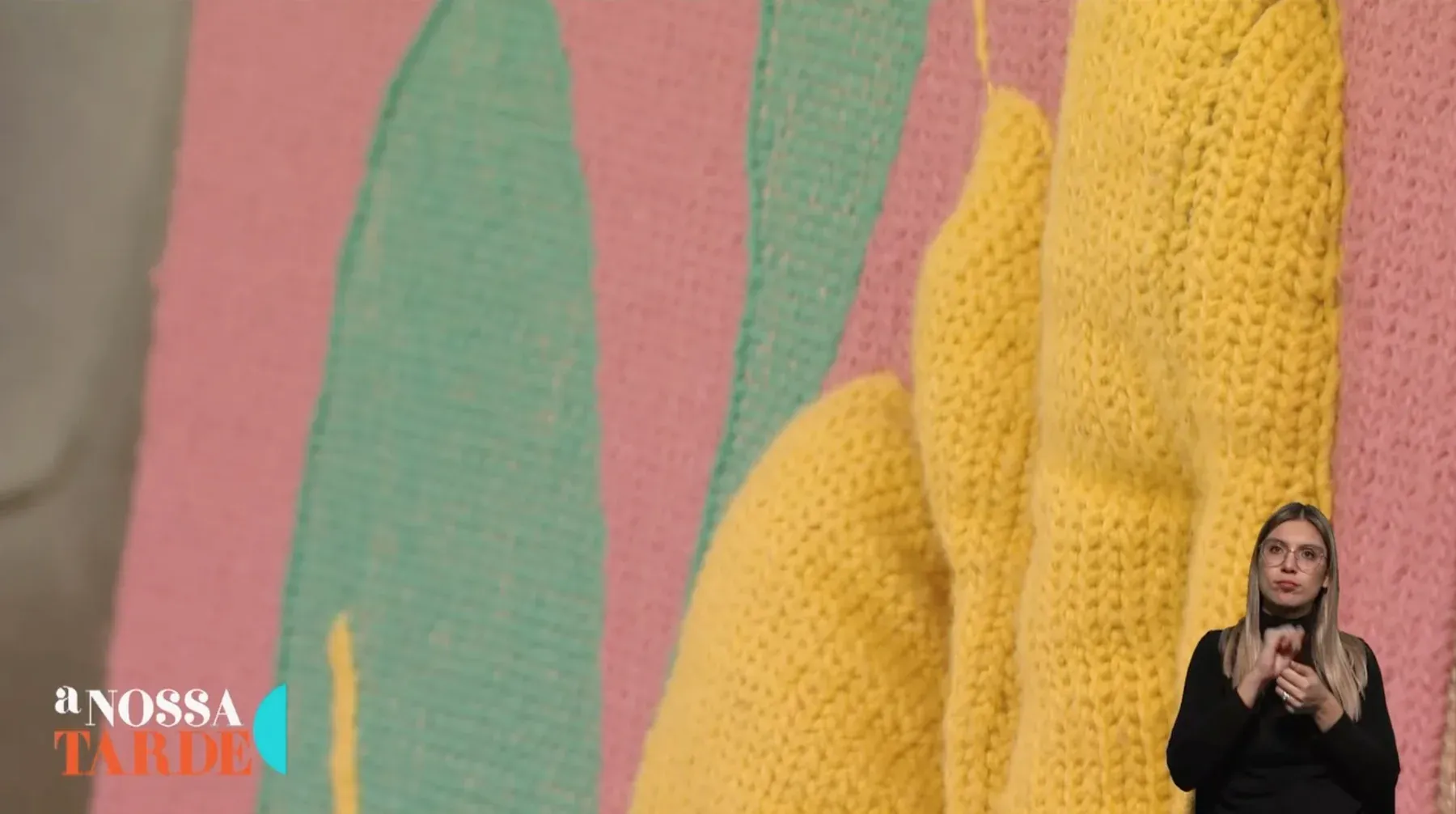 Close-up of a textile work by Susana Cereja shown on RTP1's A Nossa Tarde.