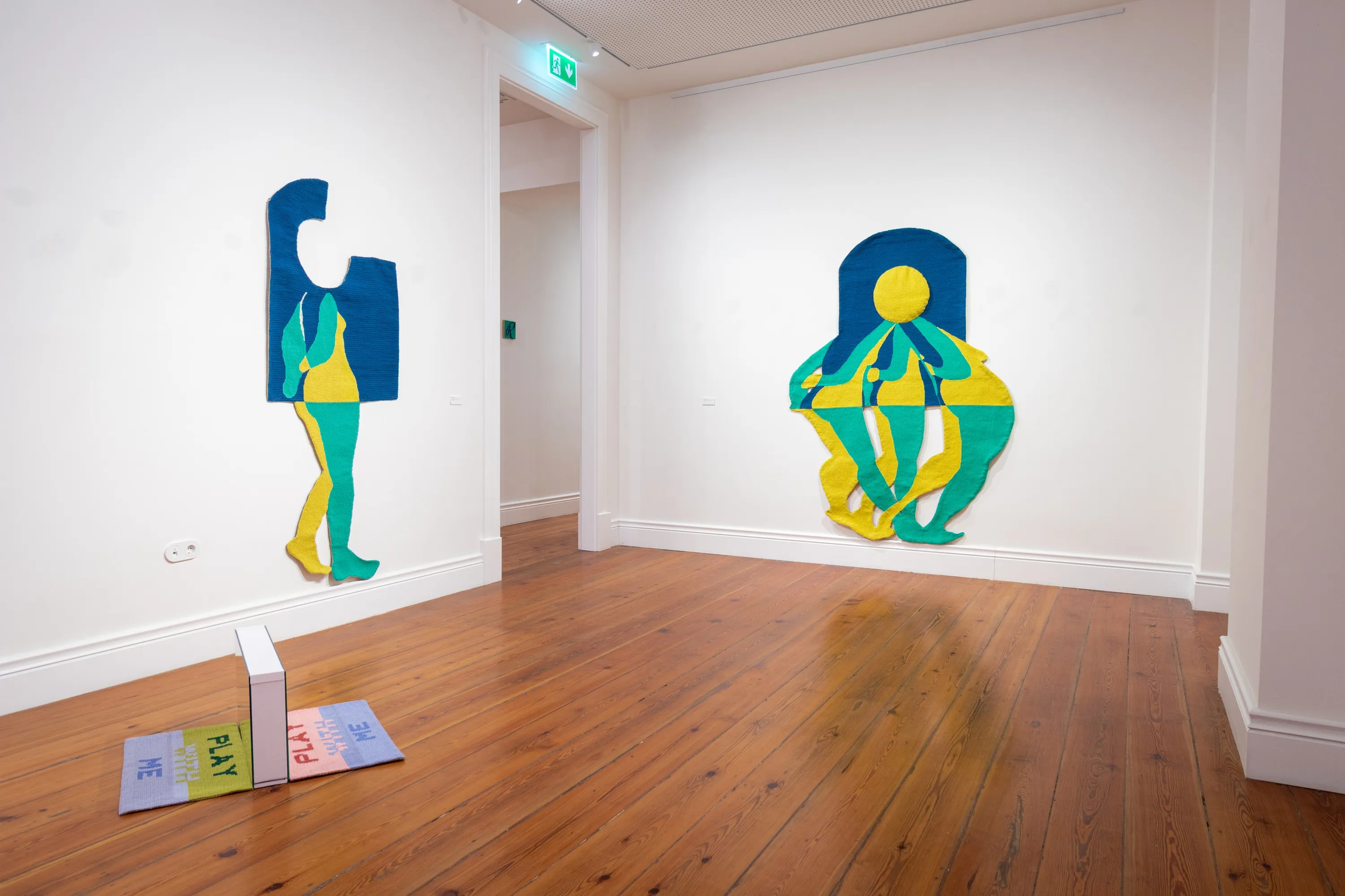 Figurative works installed in PRIMEIRA PARAGEM