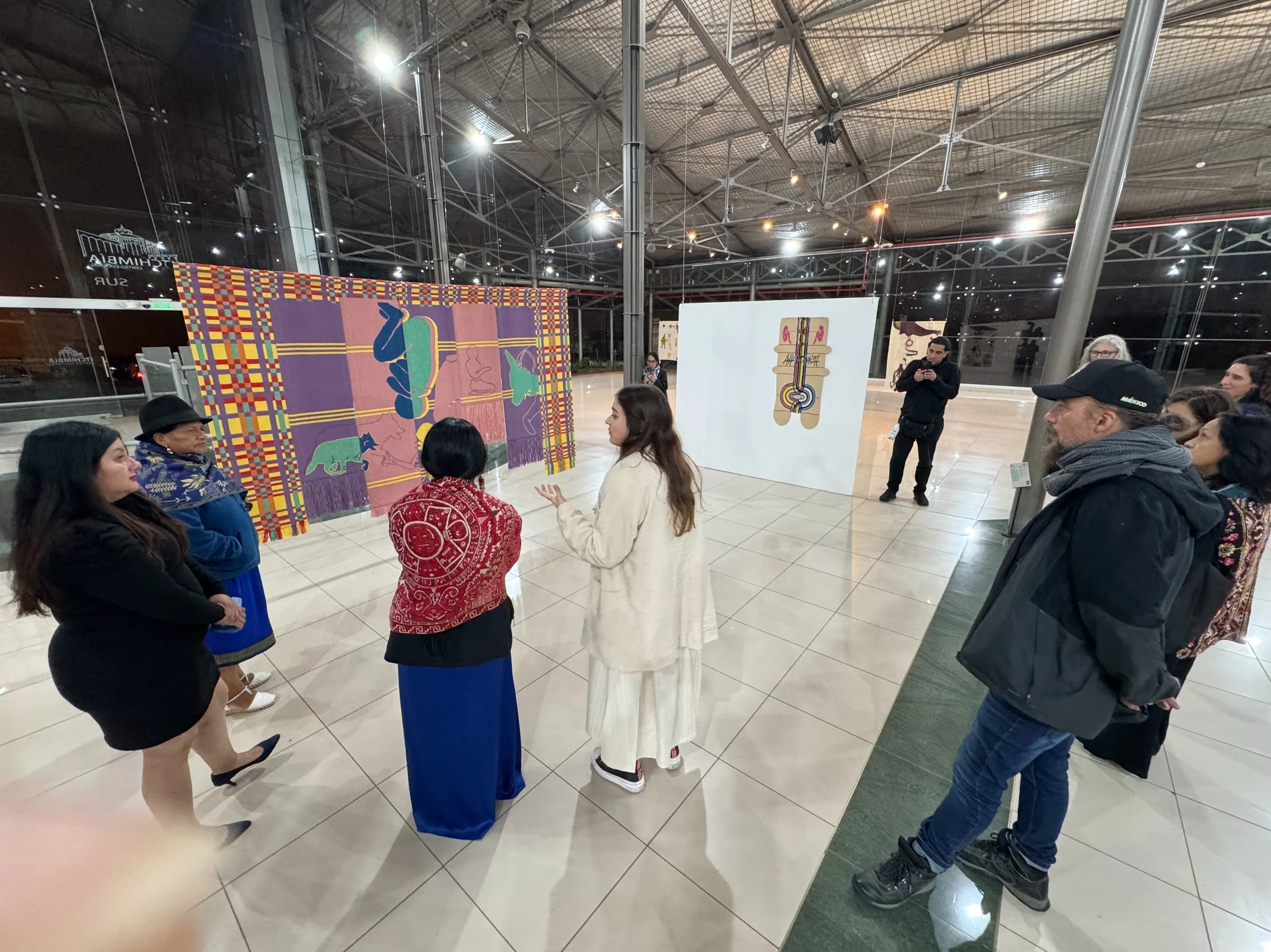 Visitors during Portuguese Textile Art in Quito