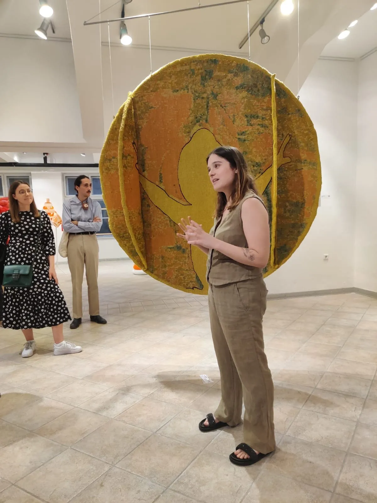 Public presentation in front of HELIA after its installation in the gallery.