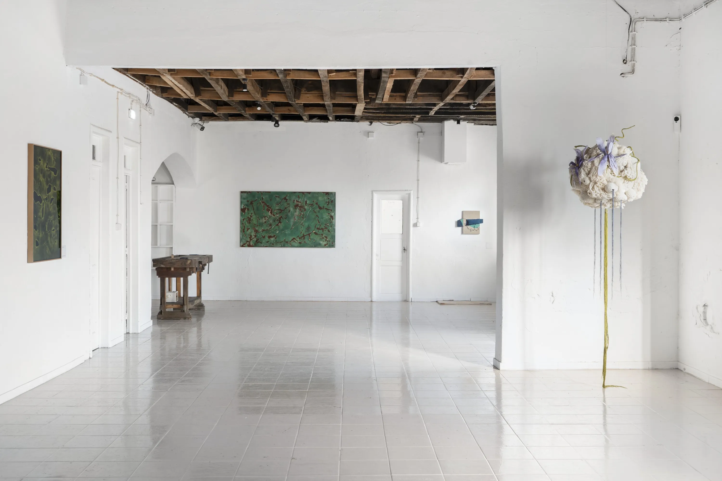 Installation view of MIND GAME #2 in WHAT REMAINS BETWEEN, Comporta